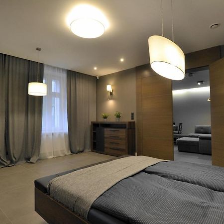 Apartament Platynowy - Centrum Gliwic Z Parkingiem 글리비체 외부 사진