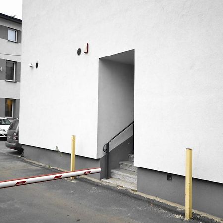 Apartament Platynowy - Centrum Gliwic Z Parkingiem 글리비체 외부 사진
